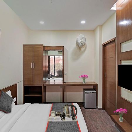 Hotel O Royal Regency 가지아바드 외부 사진