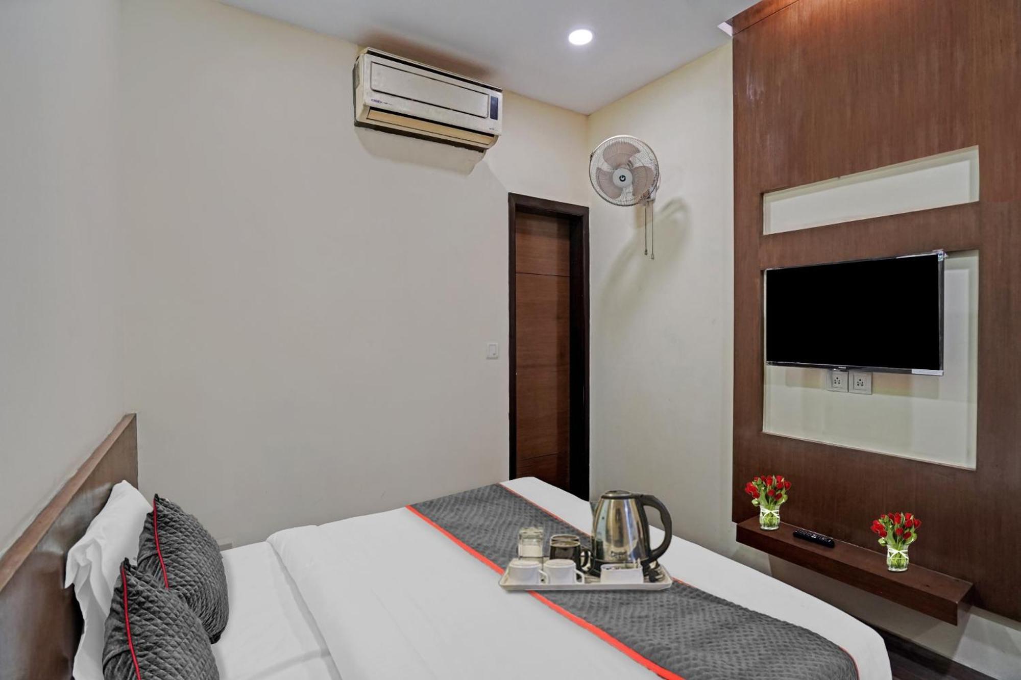 Hotel O Royal Regency 가지아바드 외부 사진