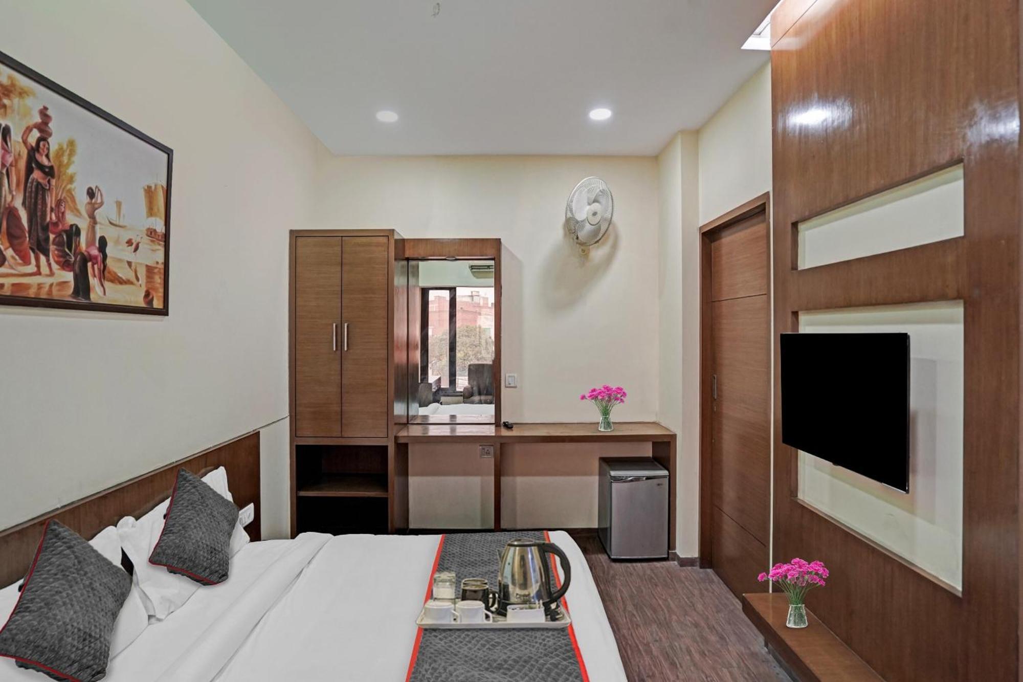 Hotel O Royal Regency 가지아바드 외부 사진
